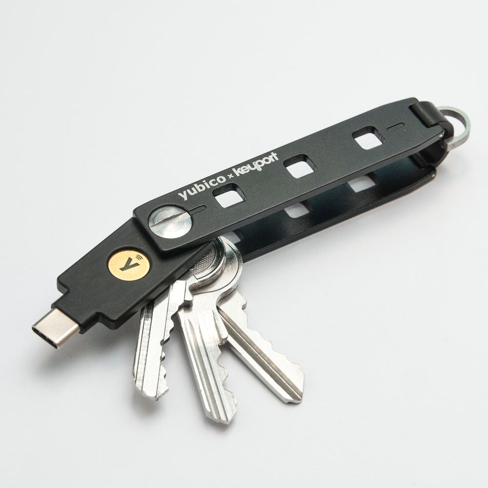 Yubico x Keyport Pivot 2.0